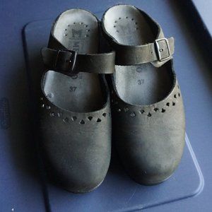 Mephisto Sabatina Cut Out Mule Black Nubuck 37 7